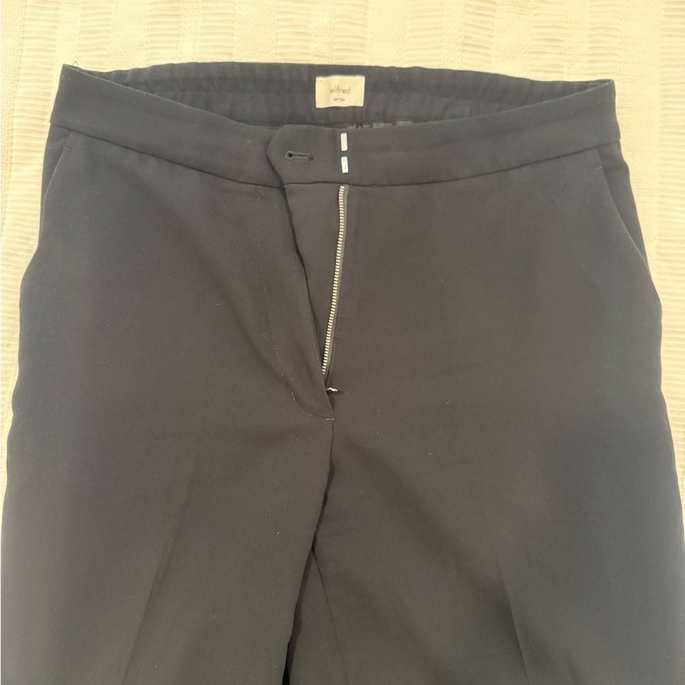 Aritzia Wilfred Limitless Pant - Curve Fit